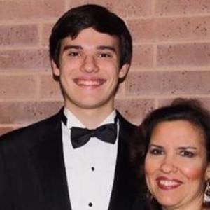 Meet your Posher, Eli charles